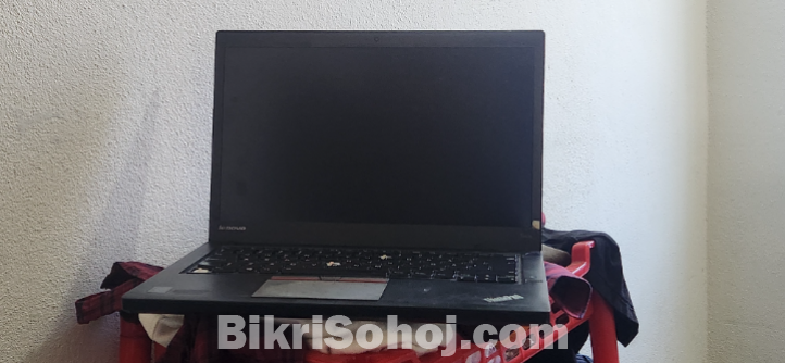 Lenovo ThinkPad | Core i5 5th Gen | 4GB RAM |